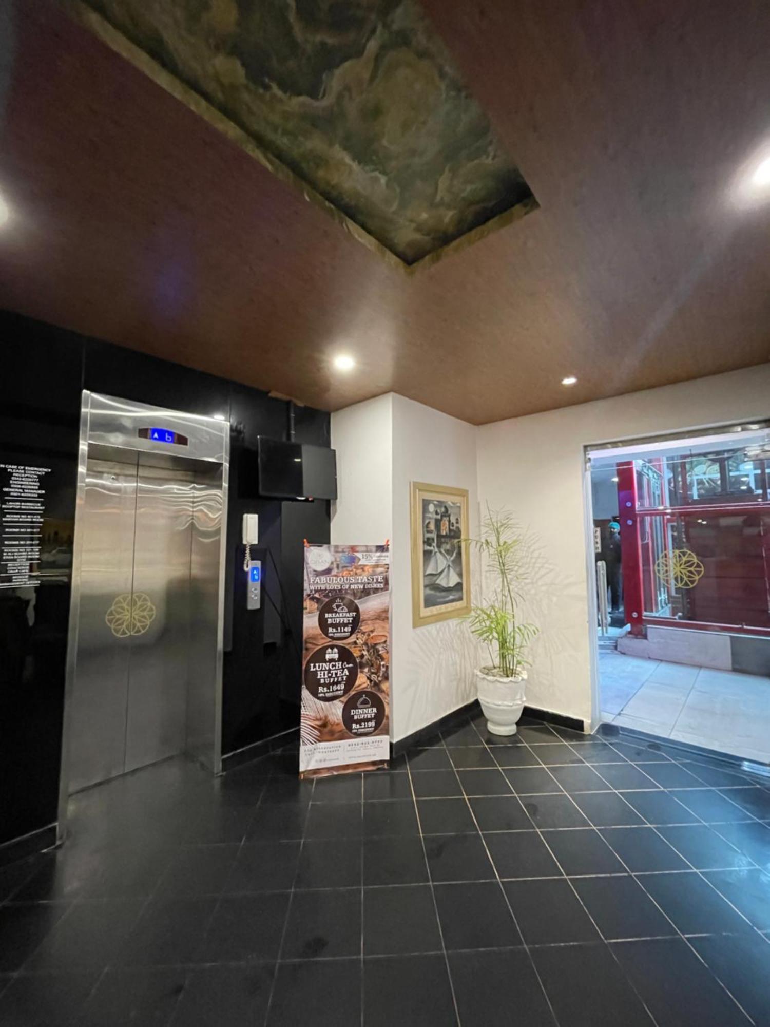 Hotel Oban Lahore Exterior foto